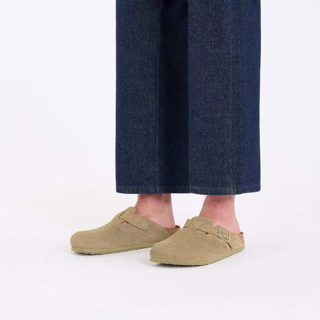 Birkenstock Boston Suede Clogs – Best-Selling Comfort Essential